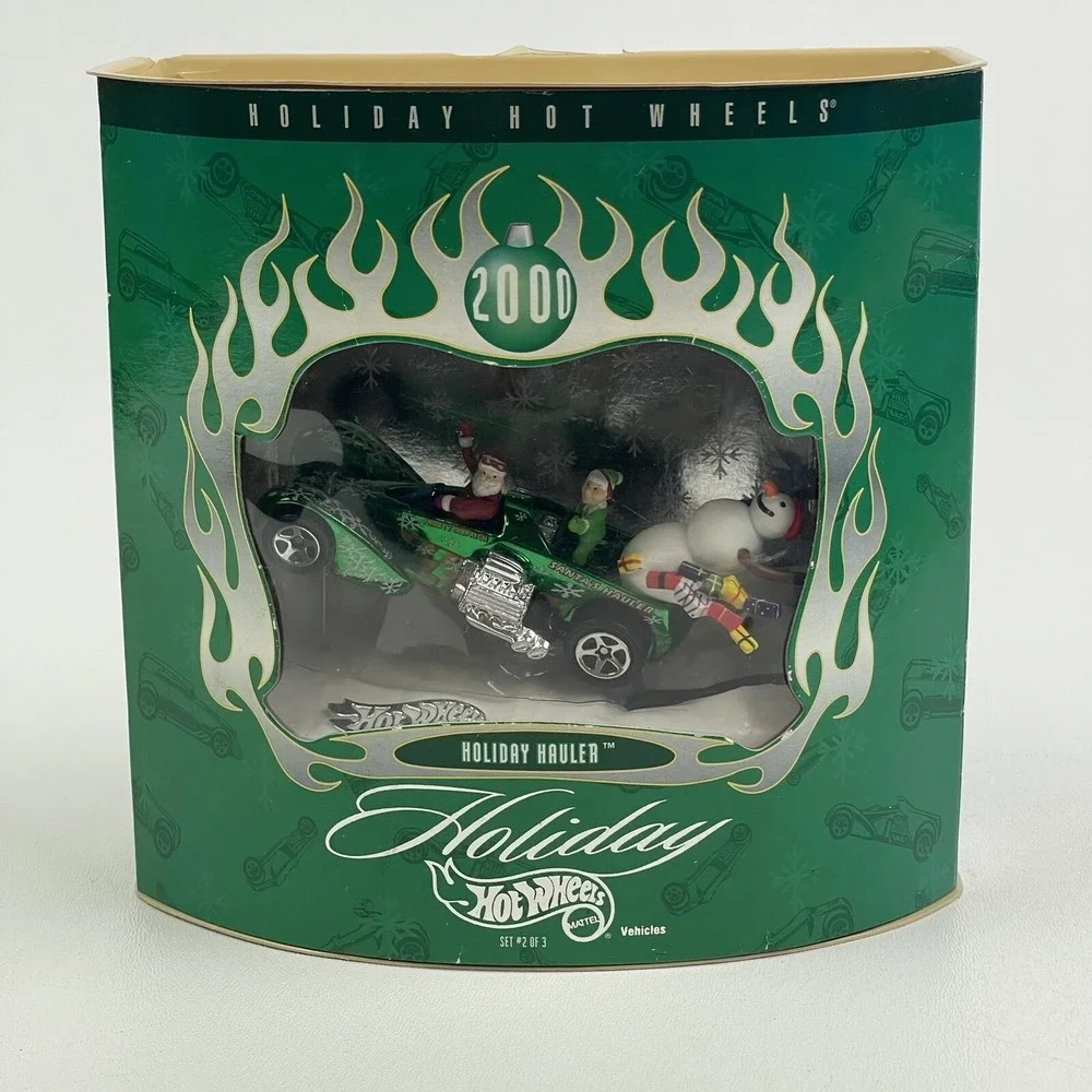 2000 Holiday Hot Wheels 2 of 3 Holiday Hauler Green w Chrome 5 Spoke Wheels